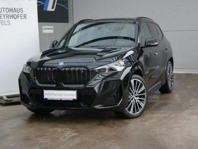 BMW iX1 xDrive30