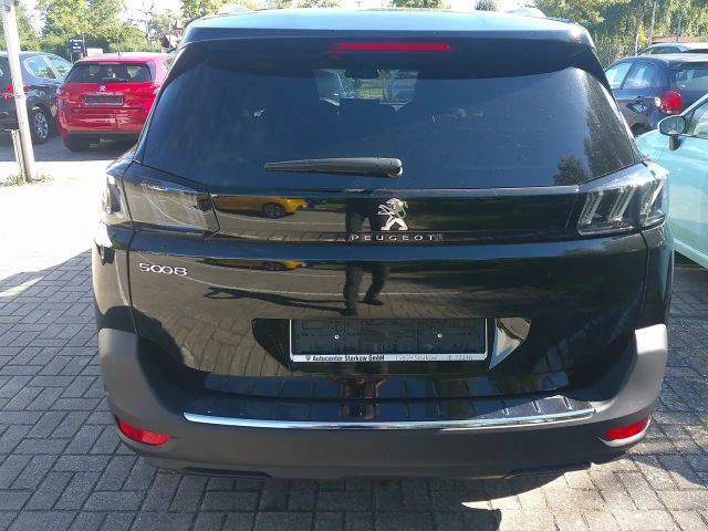 Peugeot 5008 Allure Pack EAT8 PureTech