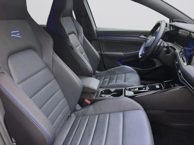 Volkswagen Golf IQ.Drive