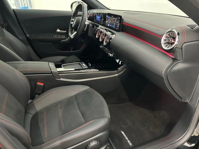 Mercedes-Benz CLA 200 Coupé