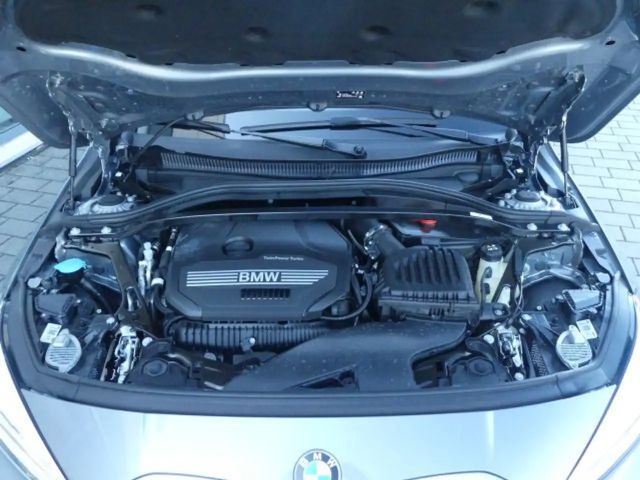 BMW 120 120i M-Sport Sedan