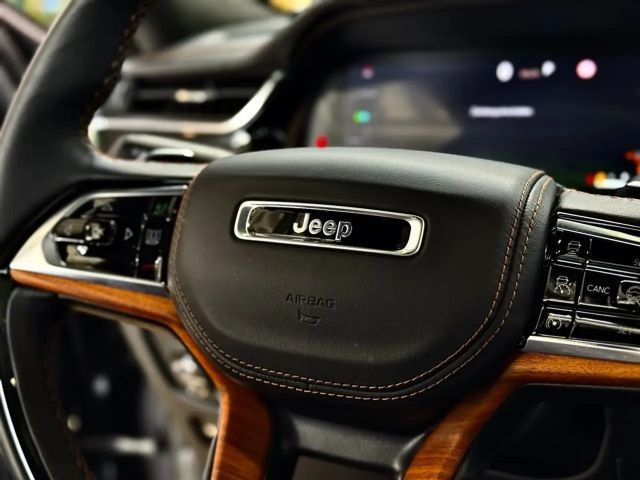 Jeep Grand Cherokee 4xe Summit