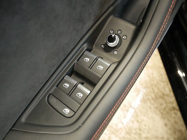 Audi RS4 Avant Quattro