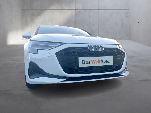 Audi A3 30 TFSI Sedan