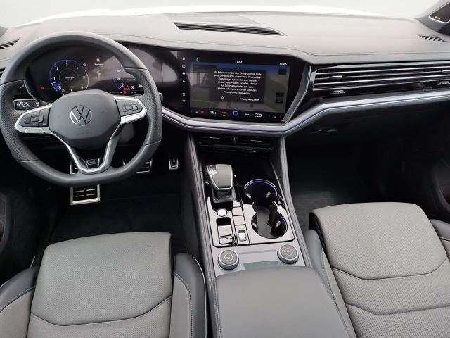 Volkswagen Touareg IQ.Drive R-Line