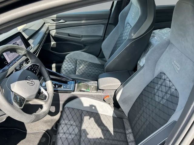 Volkswagen Golf DSG R-Line Variant