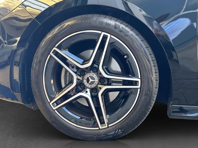 Mercedes-Benz B 200 AMG Line