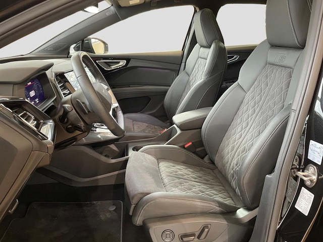 Audi Q4 e-tron 50 Quattro