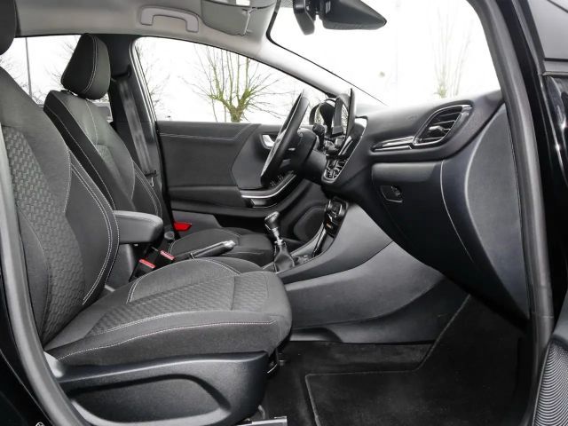 Ford Puma EcoBoost Titanium