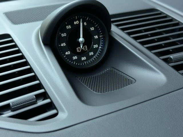 Porsche 992 Cabrio Carrera S