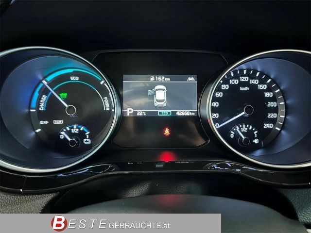 Kia XCeed Hybrid PHEV Vision