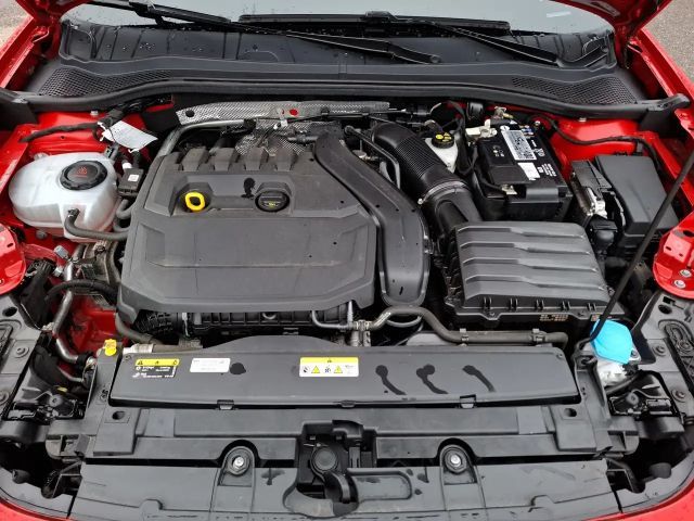 Seat Leon 1.5 eTSI DSG Sportstourer Xcellence