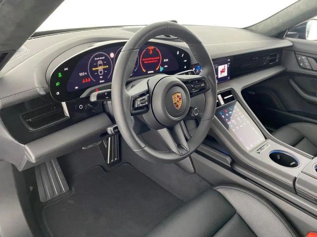 Porsche Taycan Turbo