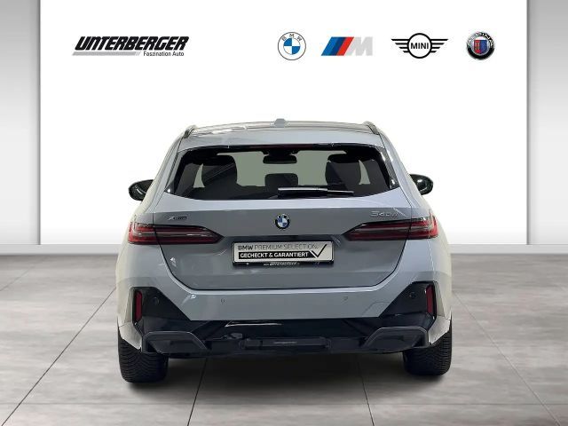 BMW 540 540d M-Sport Touring xDrive