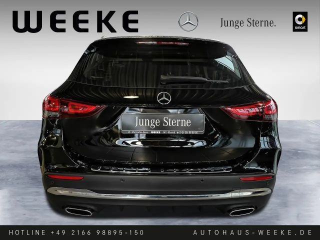 Mercedes-Benz GLA 180 AMG Line