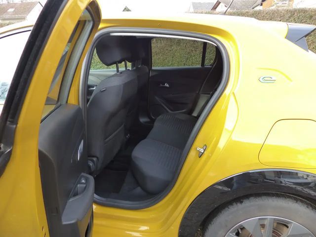 Peugeot E-208 Active Pack