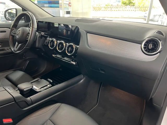 Mercedes-Benz GLA 250 Style