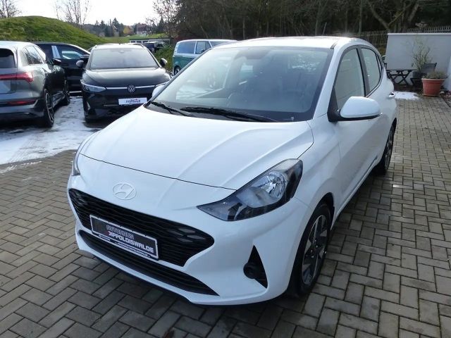Hyundai i10 1.0 2WD Trend