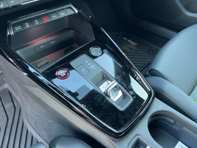 Audi RS3 Quattro S-Tronic Sedan