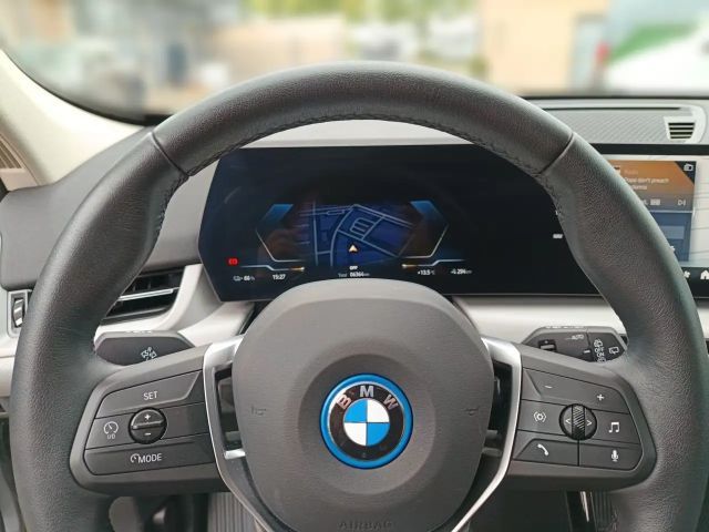 BMW iX1 xDrive30