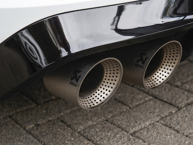 Volkswagen Golf 2.0 TSI DSG