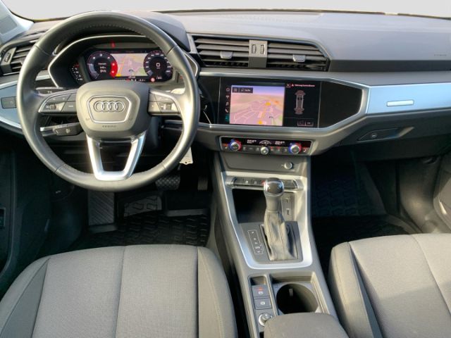 Audi Q3 35 TDI S-Tronic