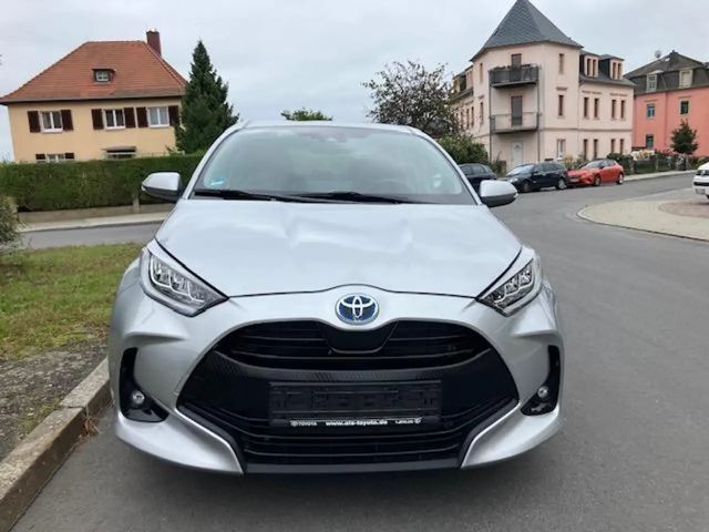 Toyota Yaris Hybride Team D