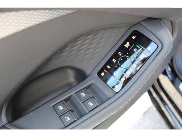 Audi A6 Avant Quattro S-Line