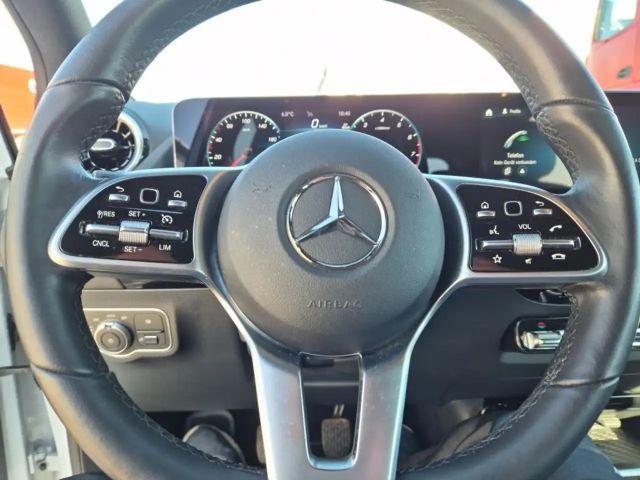 Mercedes-Benz B 200 Progressive