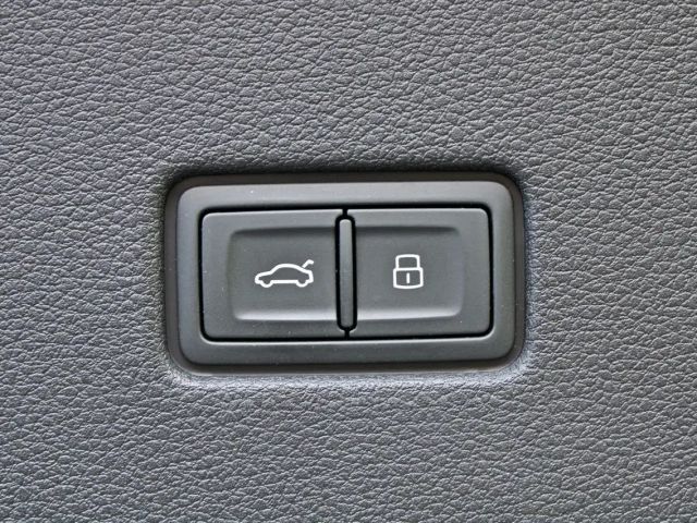 Audi SQ8 TFSI COMP. PLUS B&O ADV. PANO 23" STD.HZG