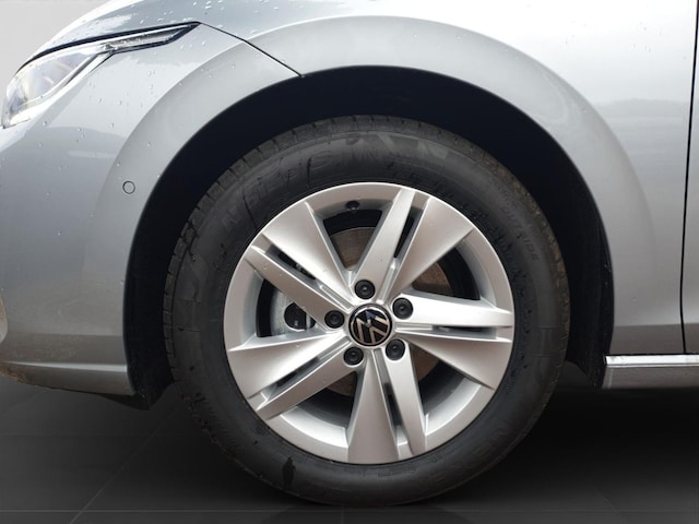 Volkswagen Golf 1.5 TSI DSG Life Variant