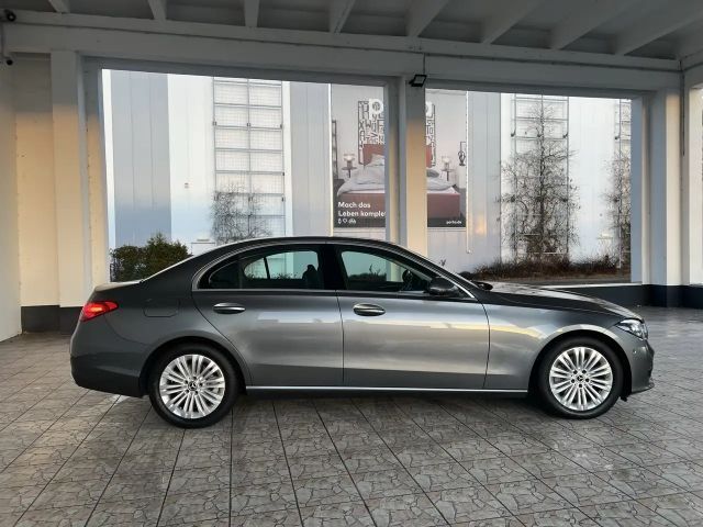 Mercedes-Benz C 220 AVANTGARDE C 220 d Sedan