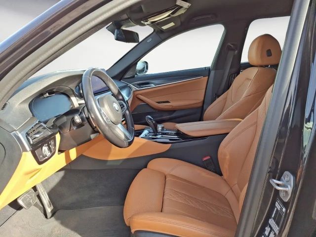 BMW 520 520d M-Sport Touring xDrive