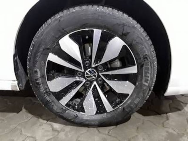 Volkswagen Golf 1.5 eTSI DSG Golf VIII