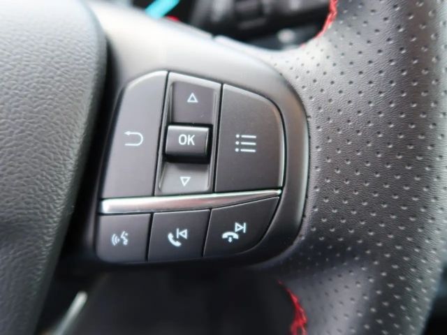 Ford Focus ST Line Wagon