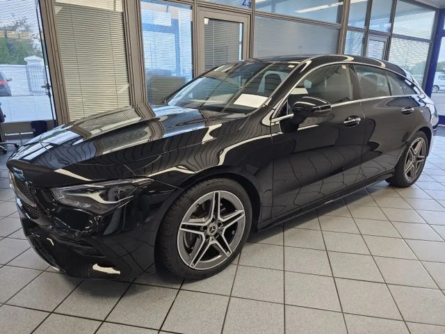 Mercedes-Benz CLA 200 AMG Line