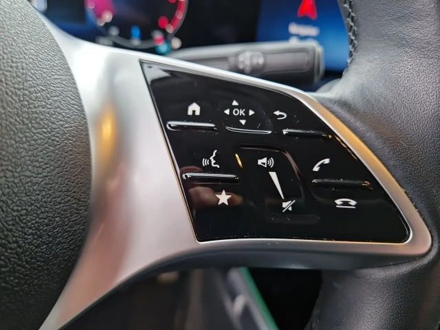 Mercedes-Benz GLB 180 GLB 180 d