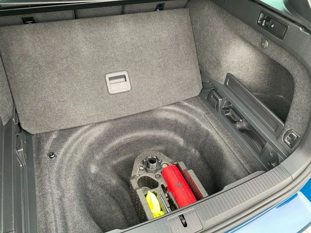 Volkswagen Passat 2.0 TDI Business DSG Variant