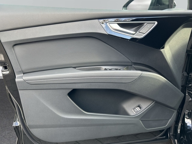 Audi Q4 e-tron SUV 45 e-tron Audi Q4 e-tron