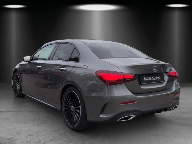 Mercedes-Benz A 220 A 220 d AMG Line