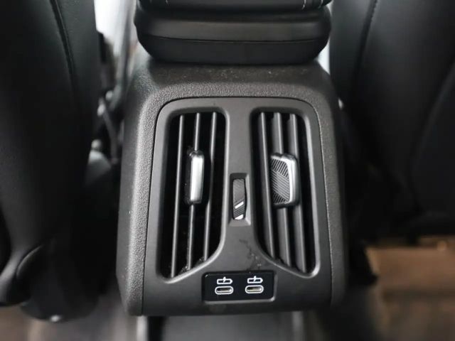 BMW X1 AUTOMAAT - LED - NAVI