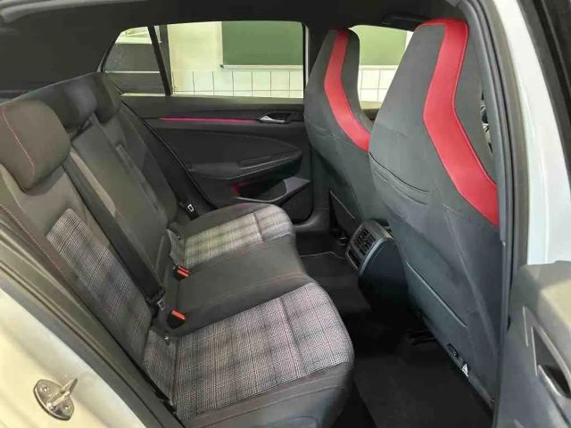 Volkswagen Golf 2.0 TSI DSG GTI