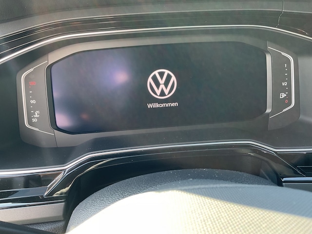 Volkswagen Polo 1.0 TSI DSG R-Line