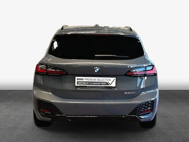 BMW 220 220i Active Tourer