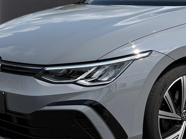 Volkswagen Golf 1.5 eTSI Golf VIII R-Line