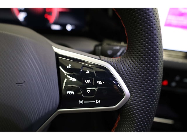 Volkswagen Golf 2.0 TSI