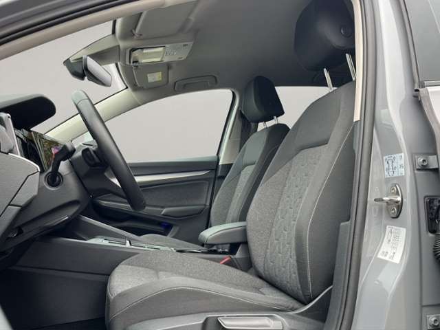 Volkswagen Golf 1.5 eTSI DSG Golf VIII