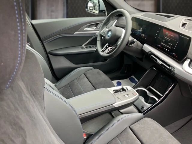 BMW iX1 xDrive30
