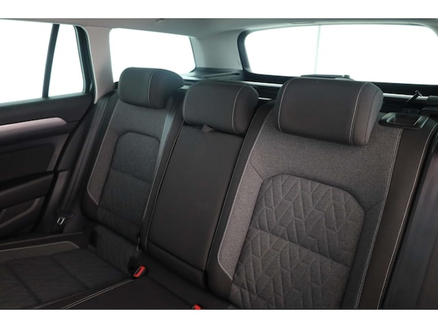 Volkswagen Passat 1.5 TSI Business Variant