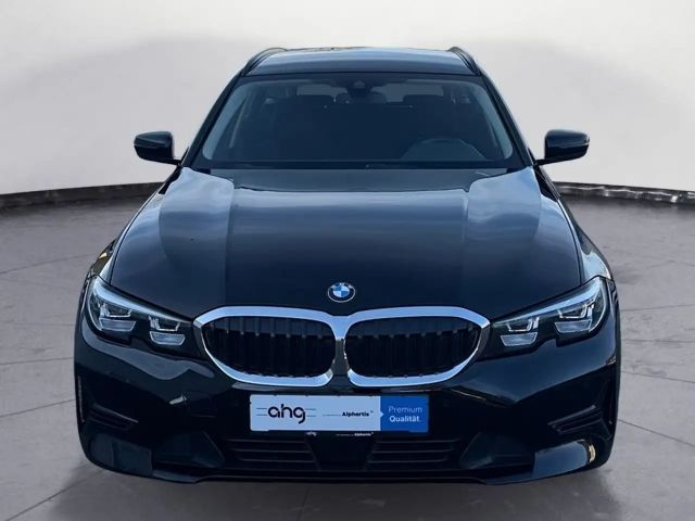 BMW 320 320d Advantage pakket Touring xDrive